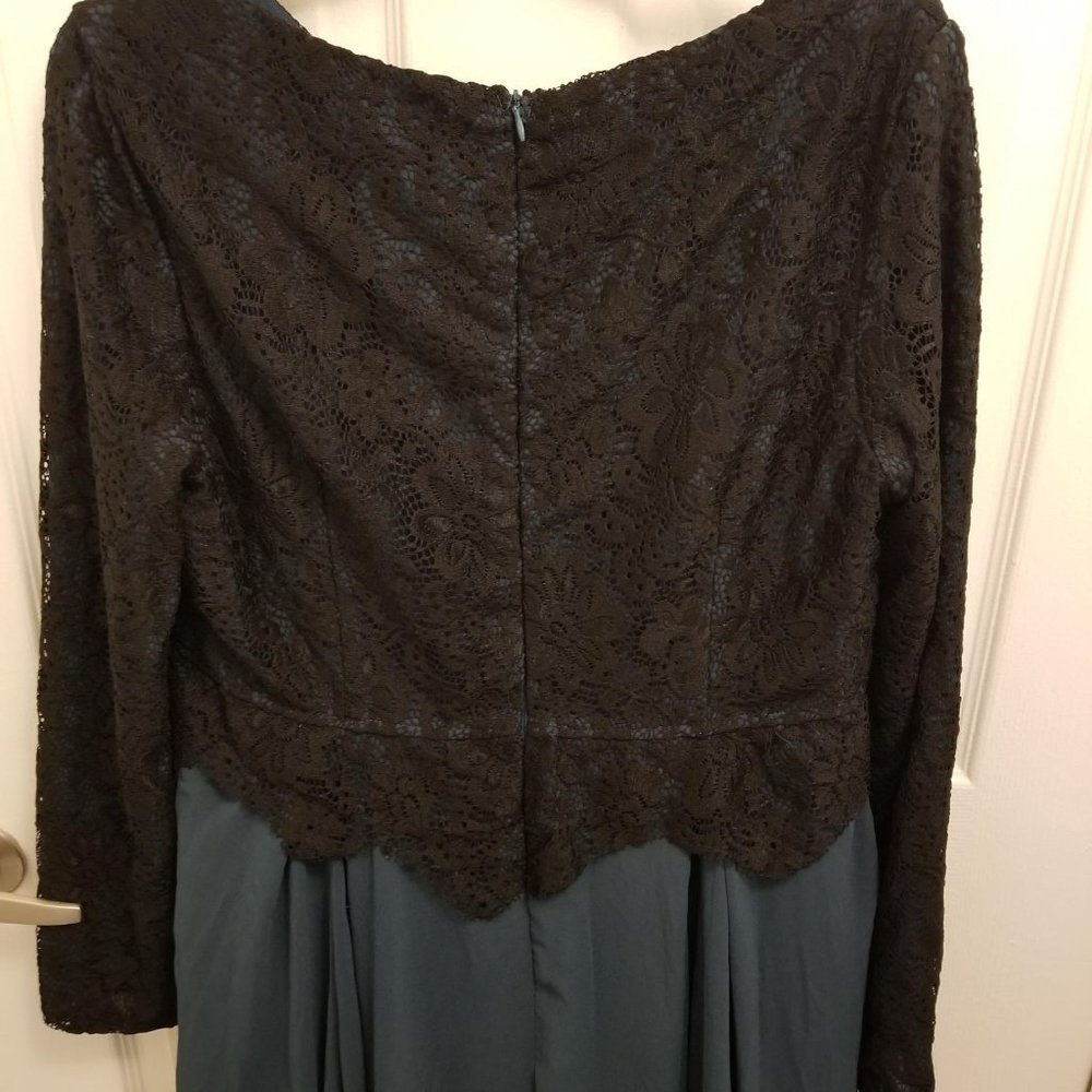Inayah Formal Lace Gown - Size XXL (UK) - Picture 5 of 5